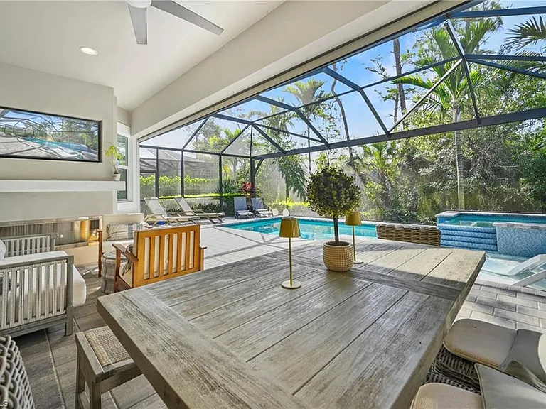 6343 Antigua Way — Photo 12