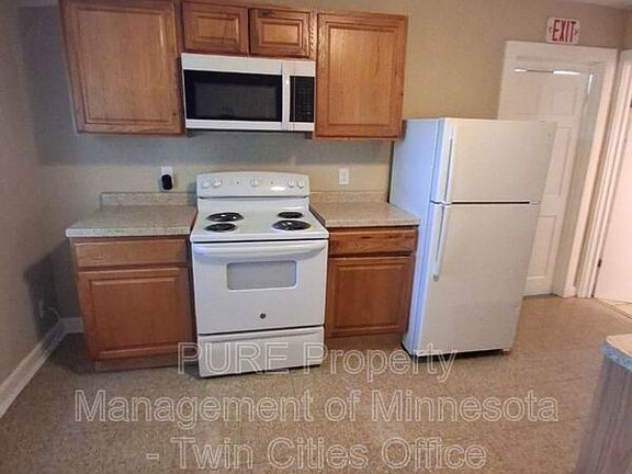 4th image of 987 Churchill St Unit 1-2