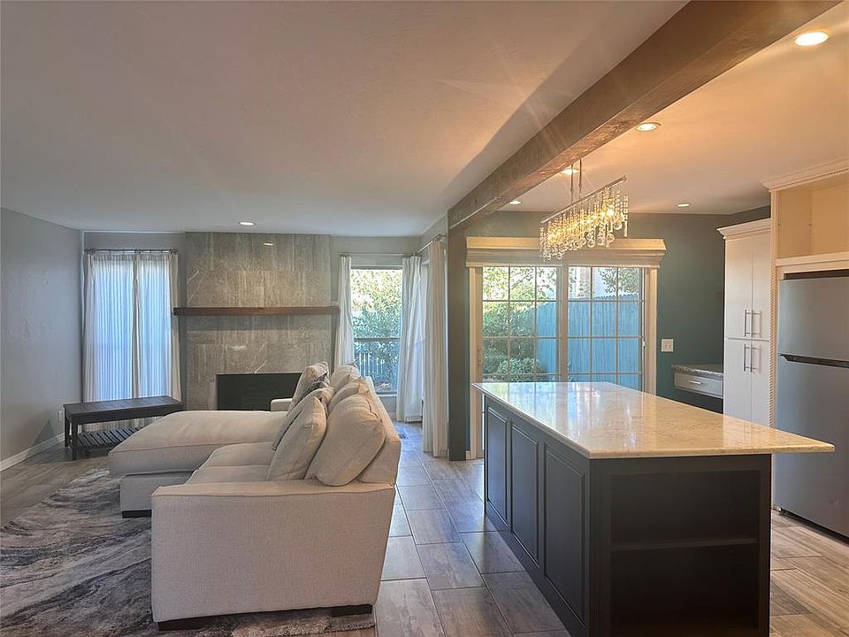 1st image of 11364 Benttree Cir