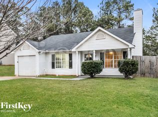3342 Crestview Ct, Ellenwood, GA 30294