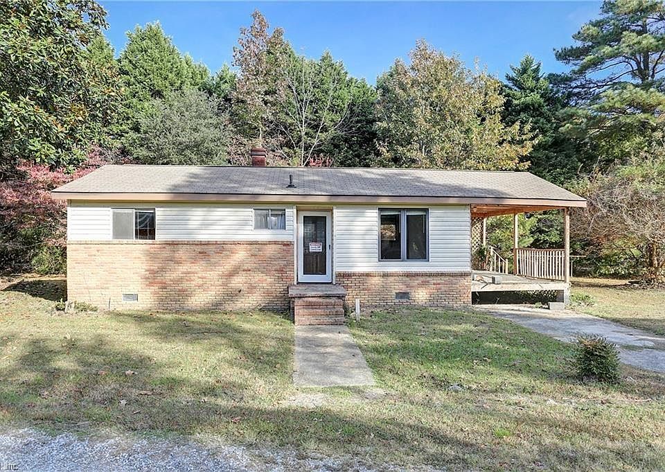 82 Church Rd Newport News Va 23606 Mls 10358151 Zillow