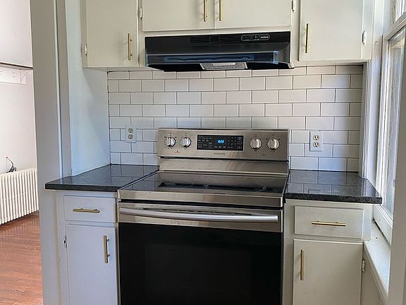 2nd image of 2209 Rivermont Ave APT 1