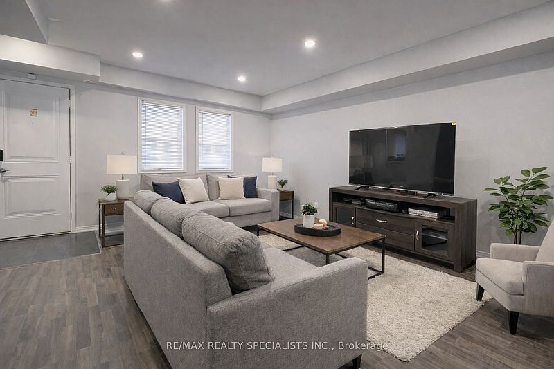 Oakville Townhouse for rent - 2 Bedrooms in Oakville