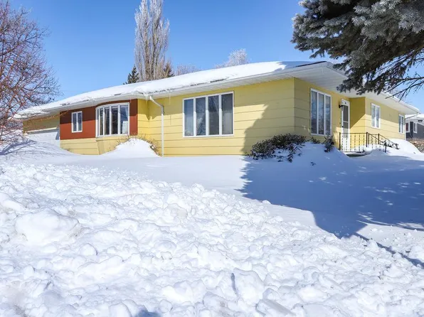 201 5th St W, Ada, MN 56510