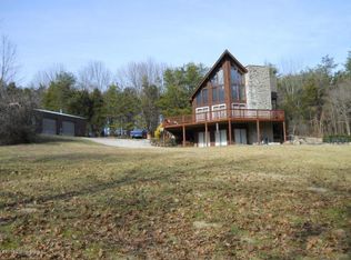 896 Fiddler Ln, Taylorsville, KY 40071