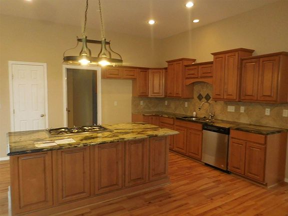5th image of 1020 E Moss Wood Ct