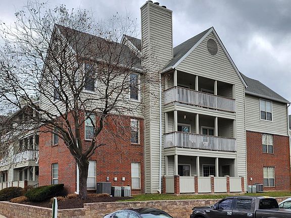 3rd image of 3921 Penderview Dr APT 1808
