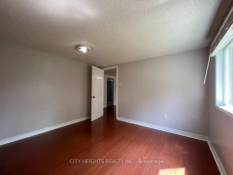 73 Hickling Trl #BASEMENT — Photo 19