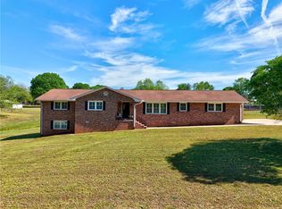 105 Lowry Rd, Anderson, SC 29621