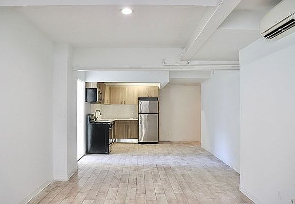 5th image of 574 Bushwick Ave #C5