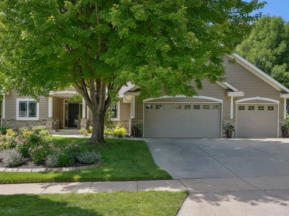 1908 Michigan Dr, Northfield, MN 55057
