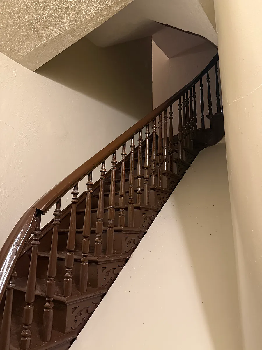 Beautiful, original structures - 503 McMechen St