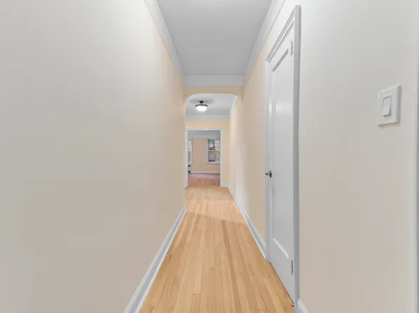 110-07 73rd Road 4D image 3 of 14