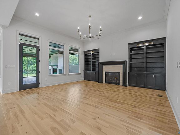 4th image of 36 Taylors Brook Way