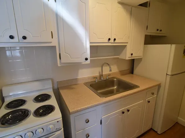 178 N Beacon St #1AB, Brighton, MA 02135