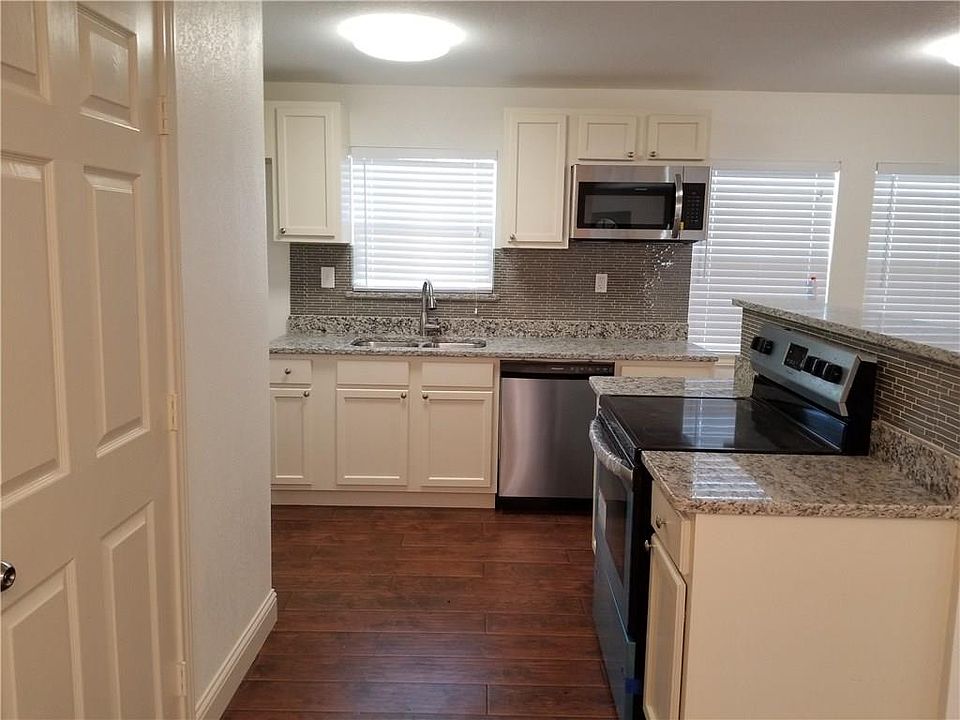 1st image of 1212 Cuero Dr