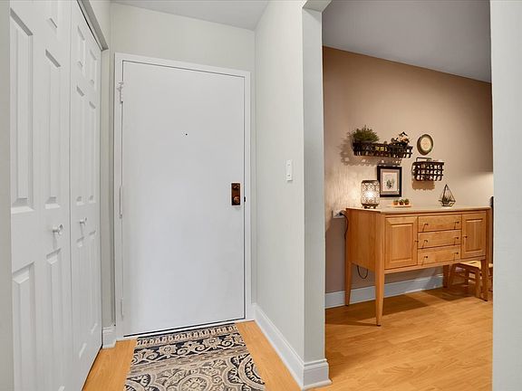 5th image of 263 S Clubhouse Dr Unit 426