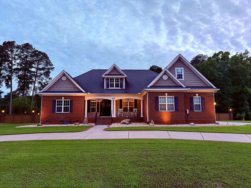 1st image of 1928 Willowbrae Dr