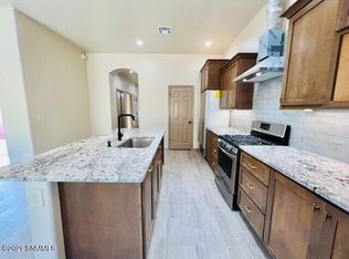 1542 Fairway Village Dr, Las Cruces, NM 88007