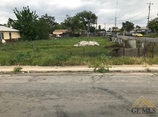 2120 S M St, Bakersfield, CA