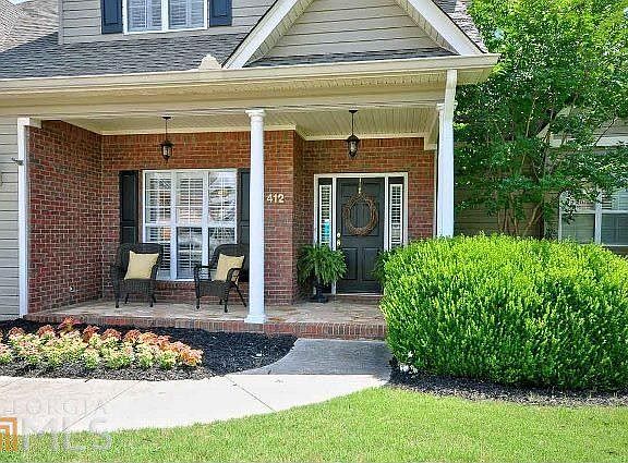 3rd image of 412 Old Mill Dr