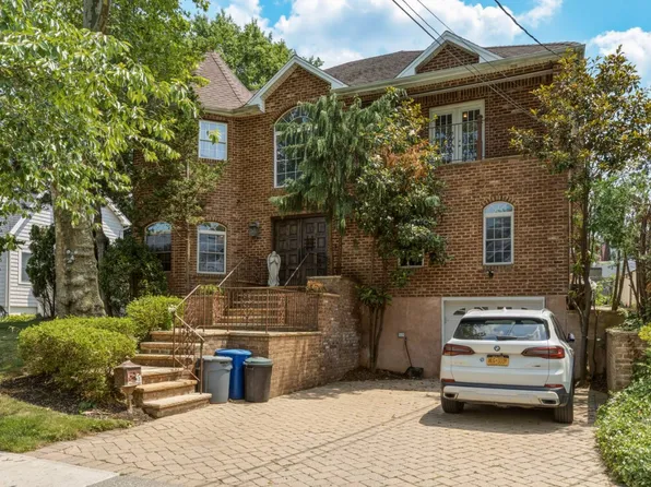 174 Kemball Ave, Staten Island, NY 10314