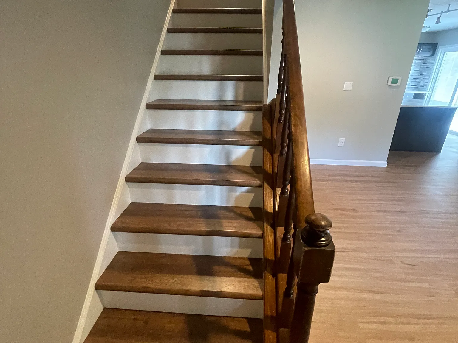 2 bed, 1.5 bath, 1250 sqft, $1,750 — Photo 2