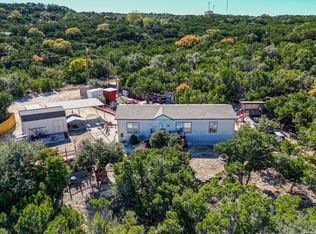 889 E 24th, Lakehills, TX 78063