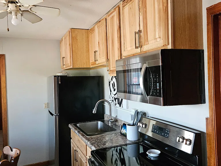 108 Elm St #1 — Photo 2