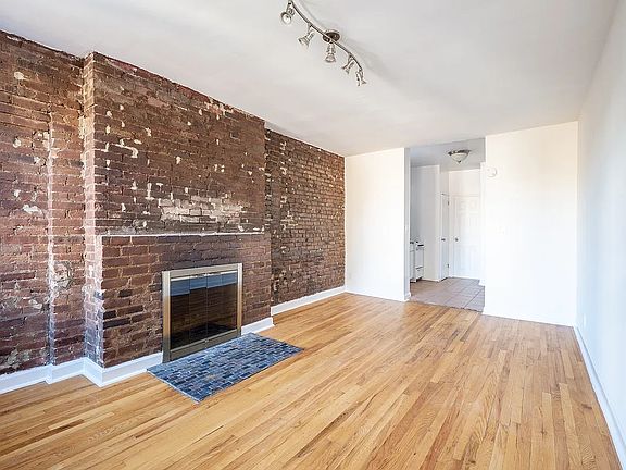 3rd image of 235 E 12th St #5A