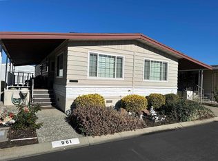 961 New England Village Dr, Hayward, CA 94544