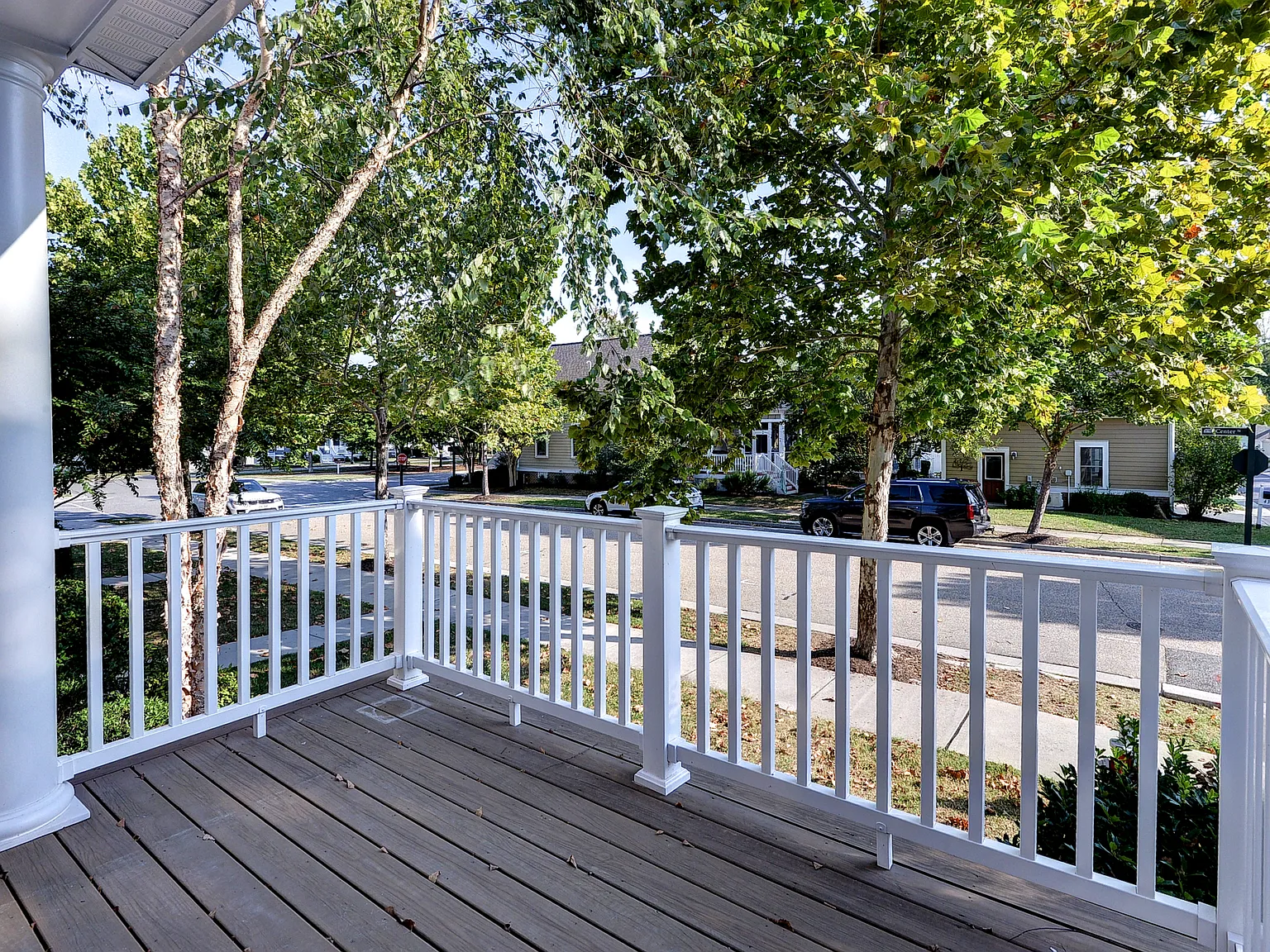 4 bed, 3.5 bath, 2105 sqft, $3,295 — Photo 4