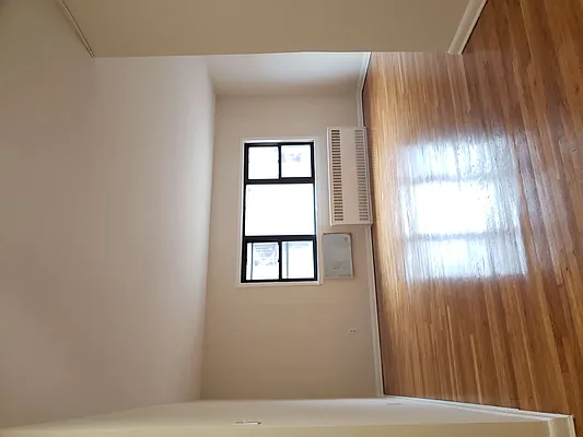 Rented by NOVELTY HOMES LLC | media 17