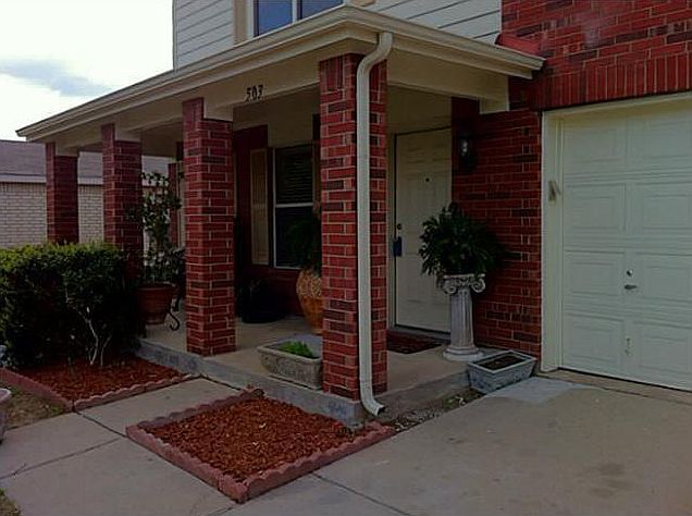 2nd image of 503 Hunters Ridge Dr