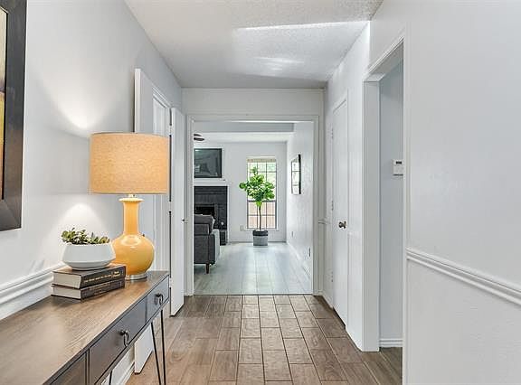 5th image of 1621 Lilac Ln