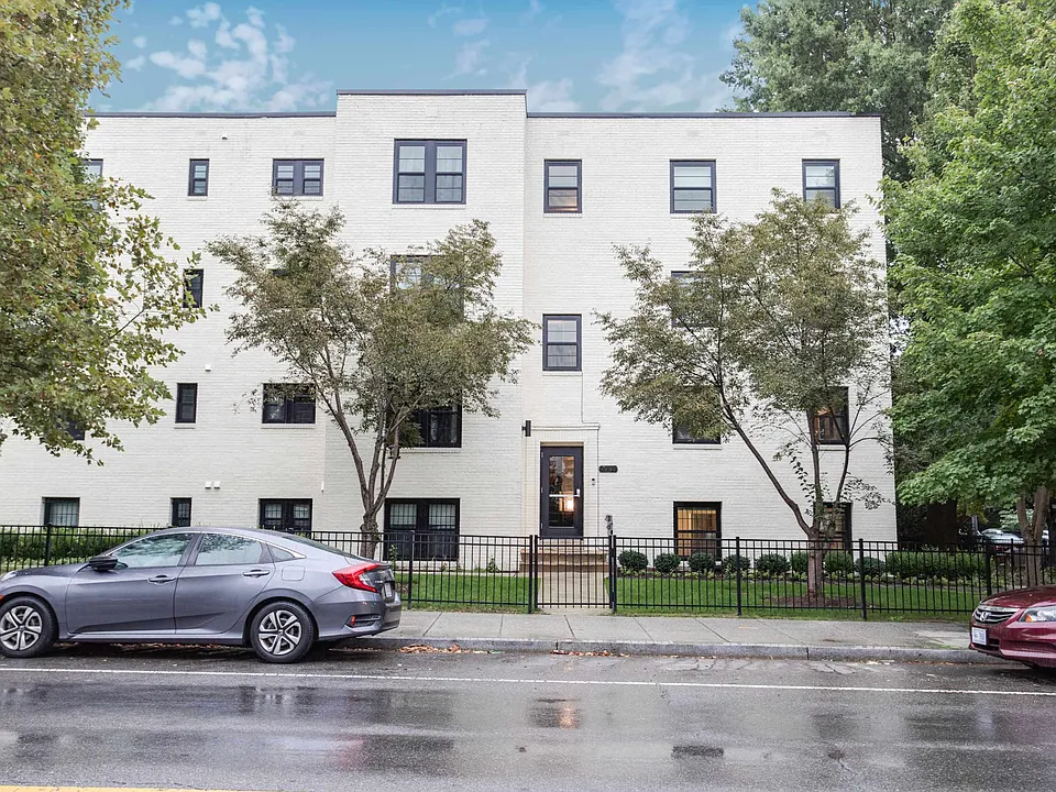 Sojourn The 13th St Flats