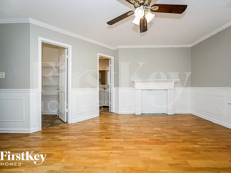 6756 Sunset Hills Blvd — Photo 3