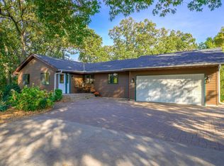 8282 Stillwater Blvd N, Lake Elmo, MN 55042