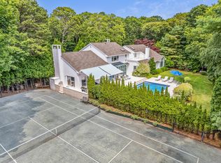 9 Plume Grass Way, Westhampton, NY 11977