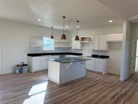 4th image of 11161 S Old Cincinnati Rd