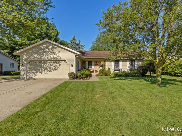 5705 36th Ave, Hudsonville, MI 49426