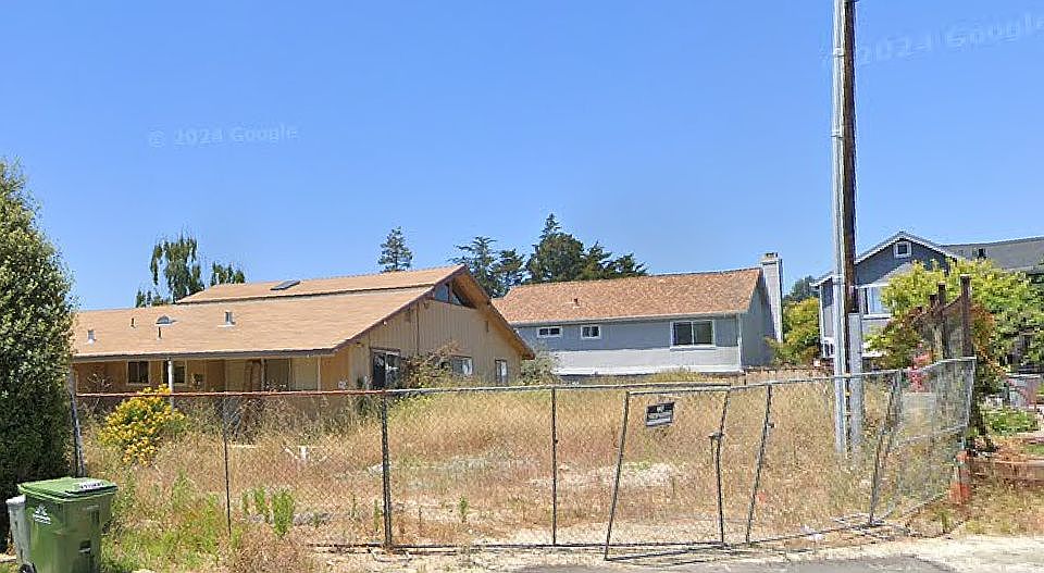 2nd image of 6125 Abbey Rd