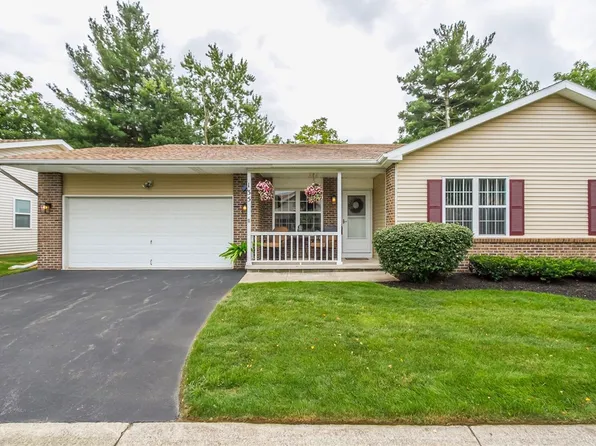135 Vin Gate Dr, Rochester, NY 14616