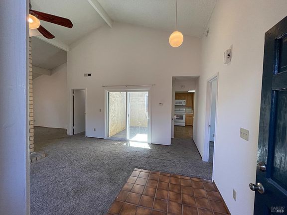 2nd image of 1238 Hartford Circle
