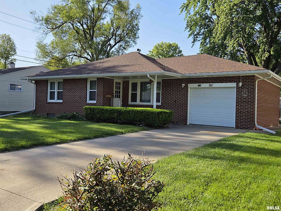 1st image of 741 Bobby Ave