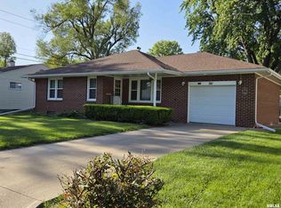 741 Bobby Ave, Macomb, IL 61455