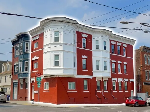 148 Walnut St, Chelsea, MA 02150