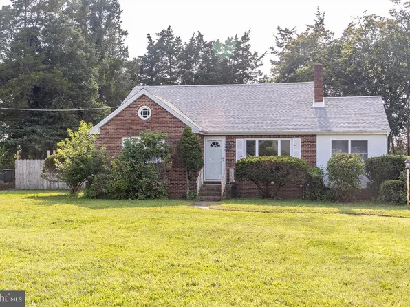 208 Oaklawn Ter, Vineland, NJ 08361