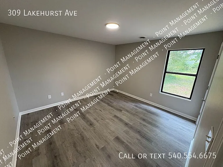 309 Lakehurst Ave — Photo 10