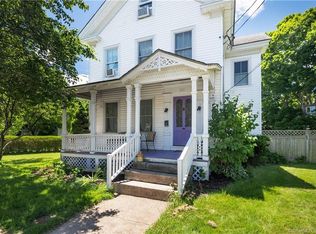 151 Whitfield St, Guilford, CT 06437